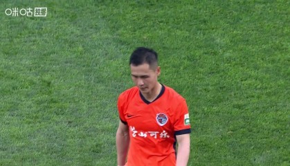 4-1！青岛海牛完胜山东泰山，8轮后积分终于转正，津门虎重回垫底